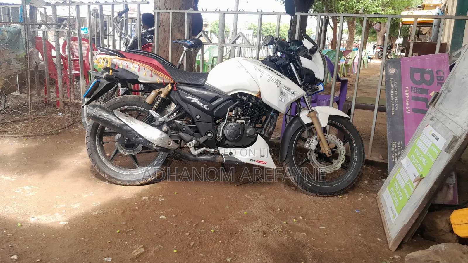 TVS Apache 180 RTR 2019 White