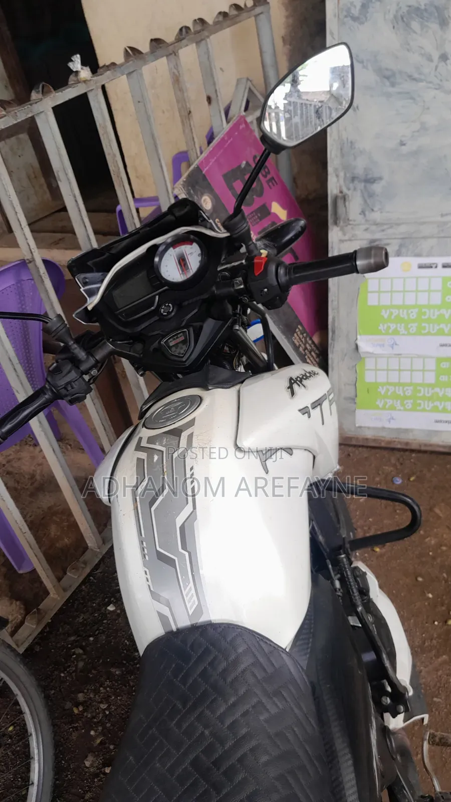 TVS Apache 180 RTR 2019 White