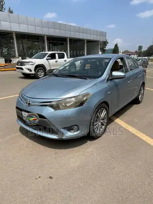 Toyota Yaris 2014 Blue