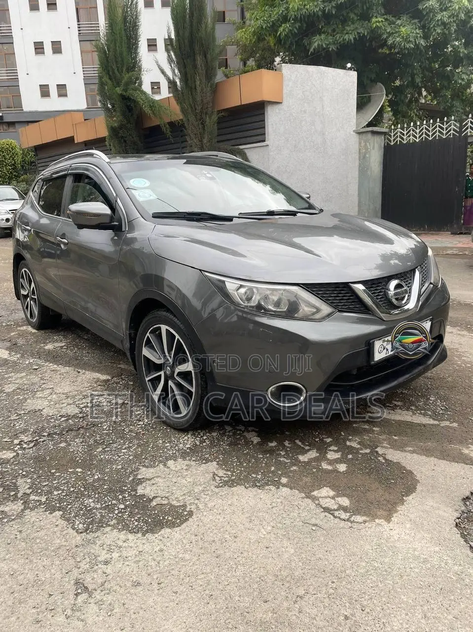 Nissan Qashqai 2017 Brown