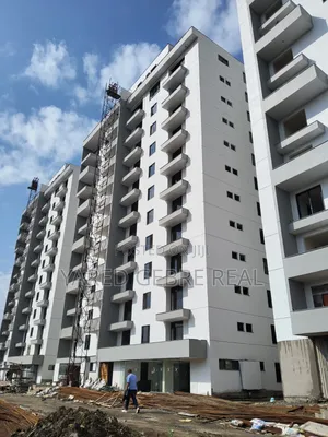 4bdrm Apartment in for sale
