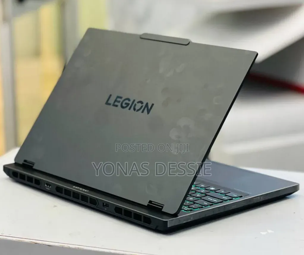 New Laptop Lenovo Legion 5 16GB Intel Core i7 SSD 1T