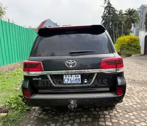 Toyota Land Cruiser 4.5 V8 GXR 2009 Black