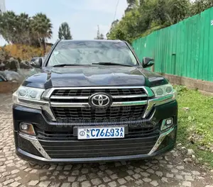Toyota Land Cruiser 4.5 V8 GXR 2009 Black