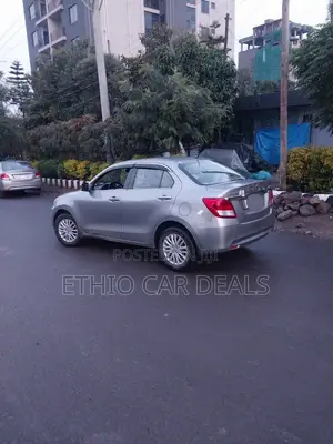 Suzuki Dzire 2022 Silver