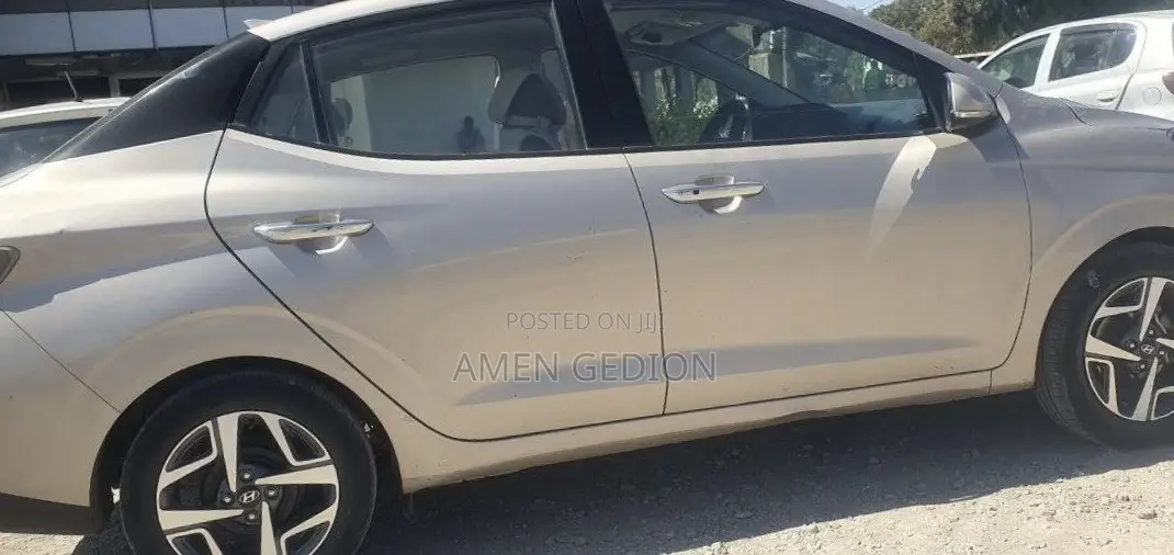 Hyundai I10 2021 Beige