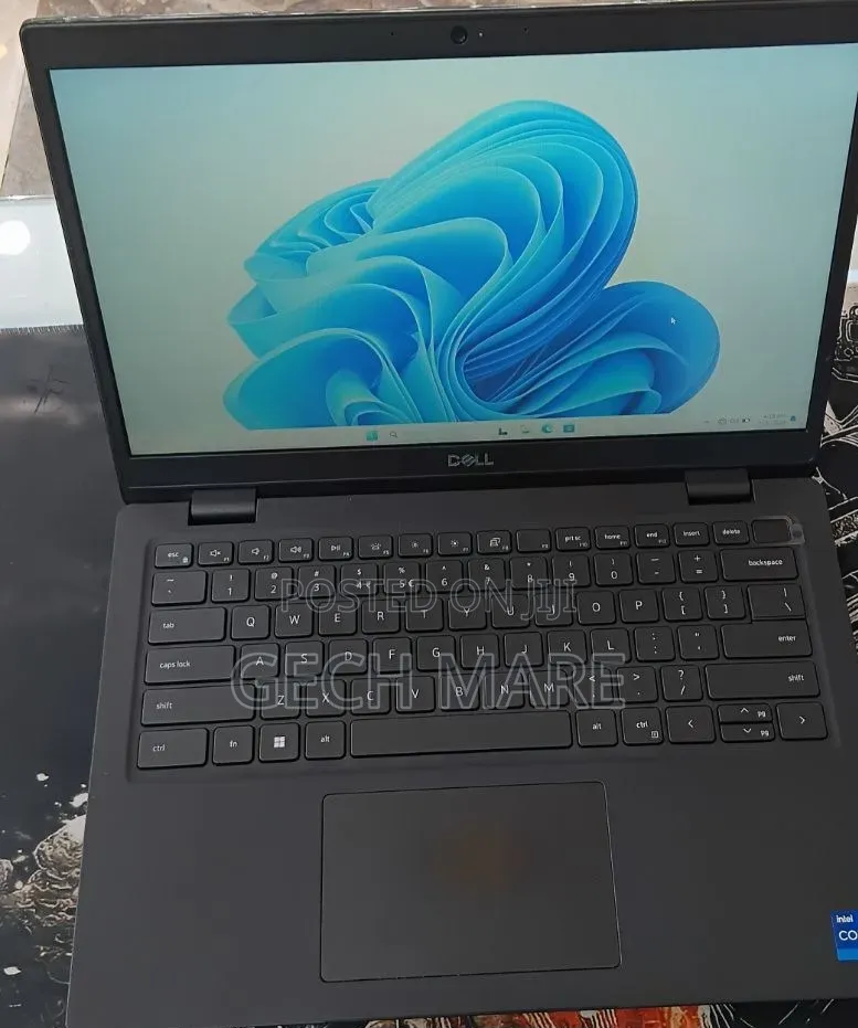 New Laptop Dell Latitude 5310 16GB Intel Core i7 SSD 512GB