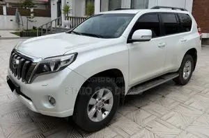 Toyota Land Cruiser Prado 2016 White