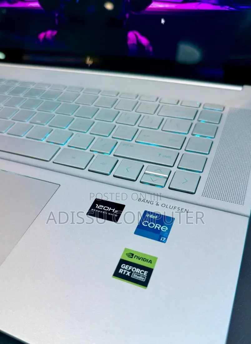 New Laptop HP Envy x360 128GB Intel Core i7 SSD 512GB