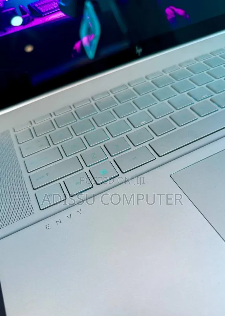 New Laptop HP Envy x360 128GB Intel Core i7 SSD 512GB