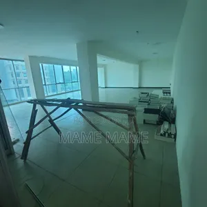 Shwo Room for Rent