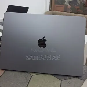 New Laptop Apple MacBook Air 2024 M3 8GB Apple M3 SSD 512GB