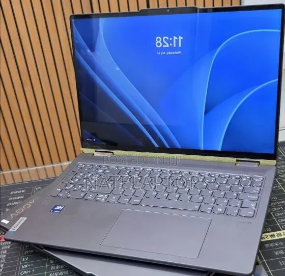 New Laptop Lenovo 16GB Intel Core Ultra 7 SSD 512GB