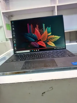 New Laptop Dell XPS 13 32GB Intel Core i7 SSD 512GB