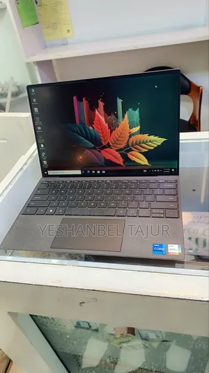 New Laptop Dell XPS 13 32GB Intel Core i7 SSD 512GB