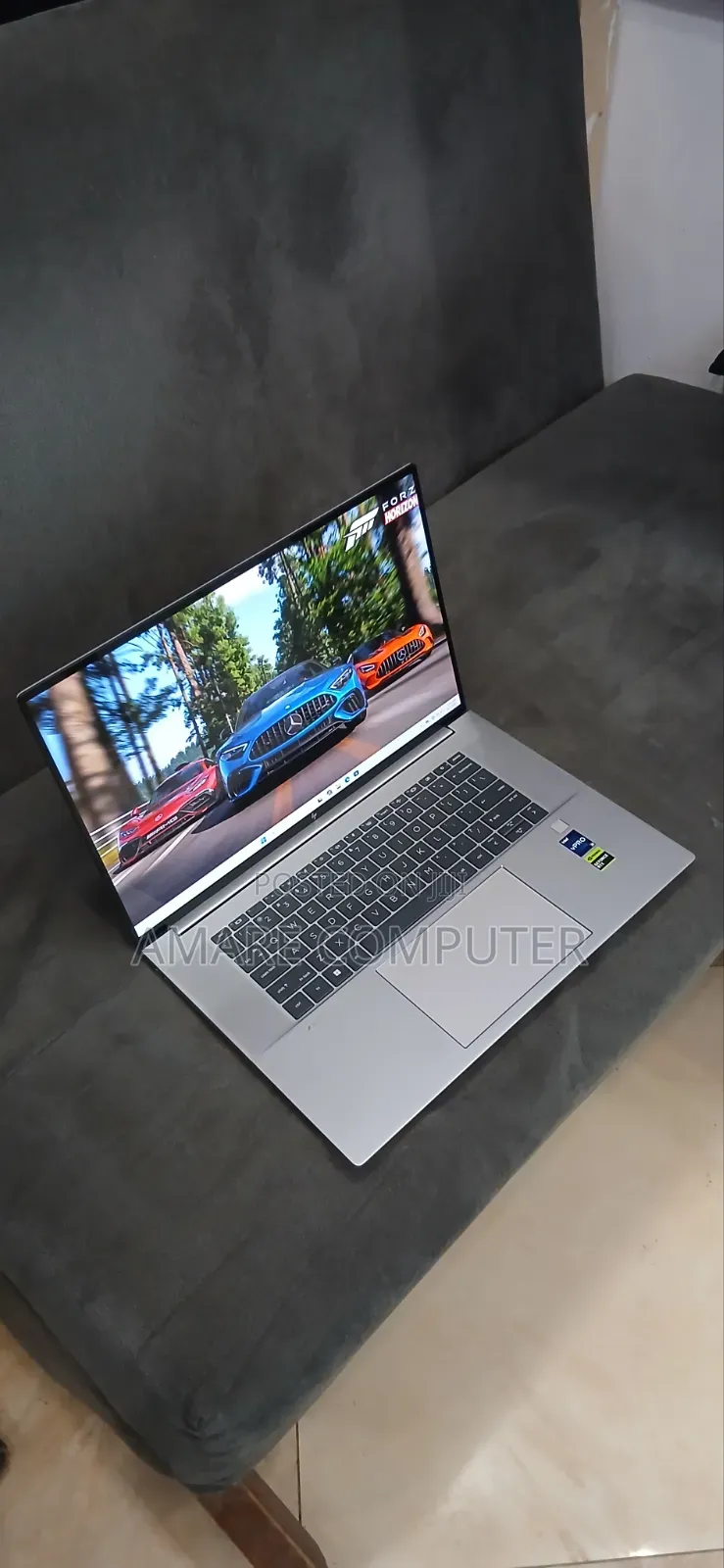 New Laptop HP ZBook Studio 16GB Intel Core i9 SSD 1T