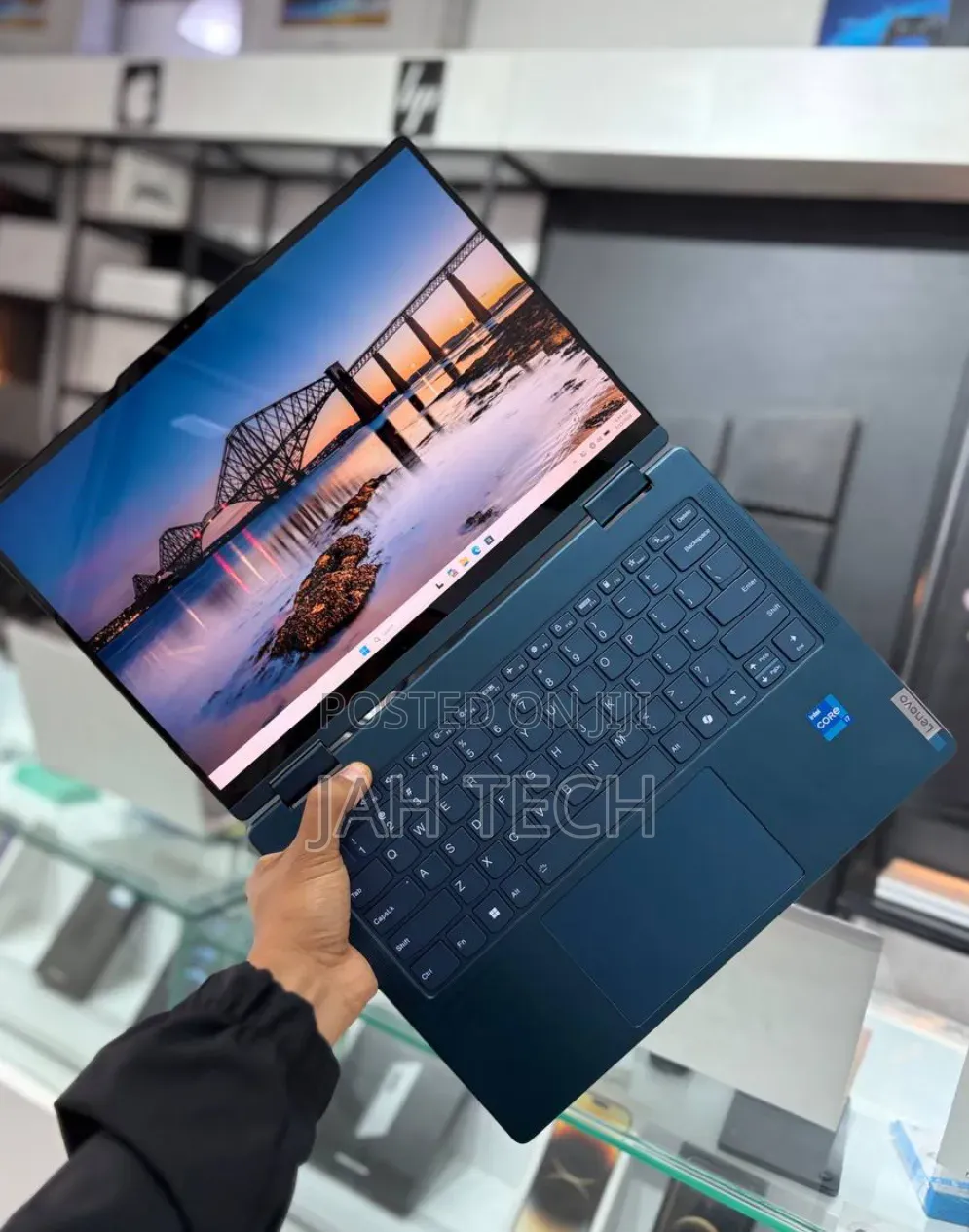 New Laptop Lenovo Yoga 7 15ITL5 16GB Intel Core Ultra 7 SSD 512GB
