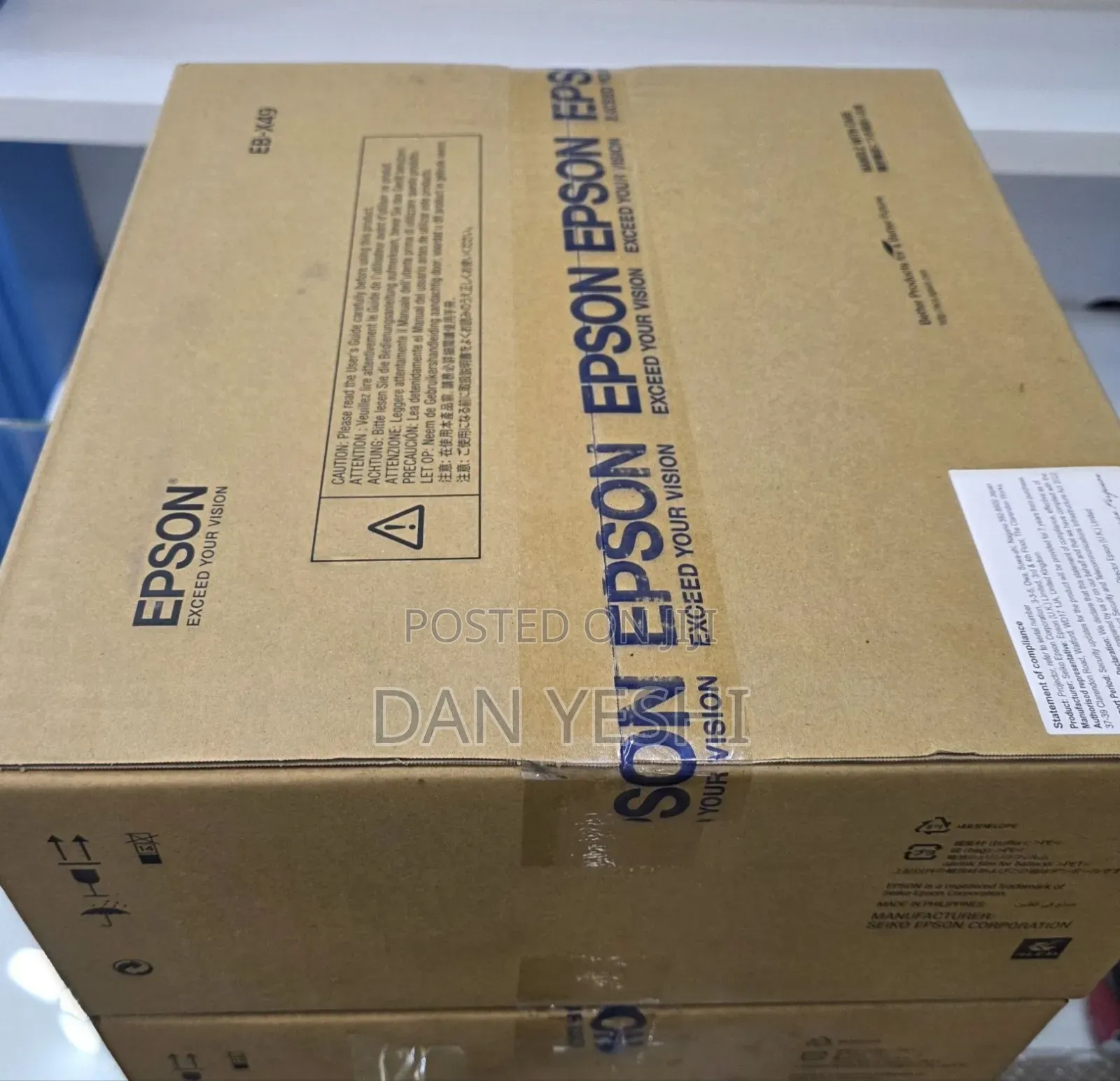 Brand New Epson Projector 
Model : EB-X49 
Technol