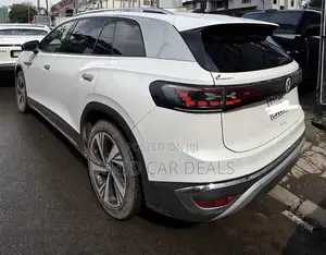 Volkswagen ID.6 2023 White