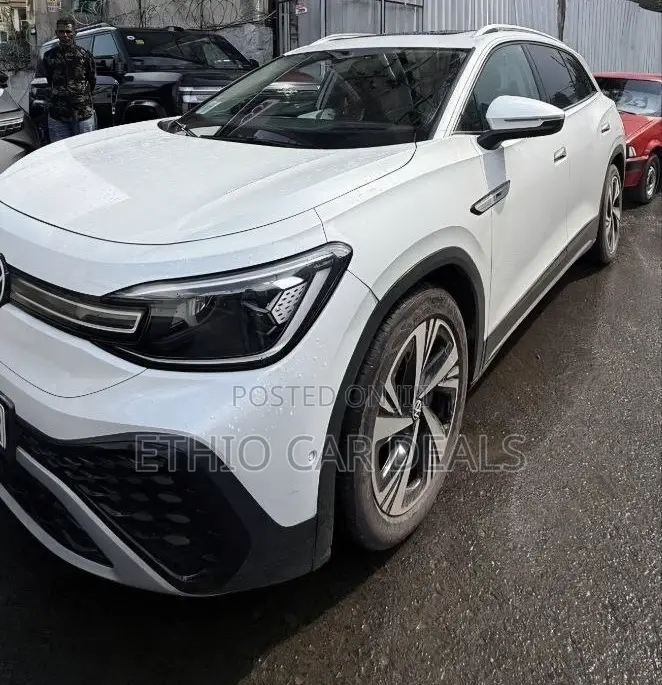Volkswagen ID.6 2023 White