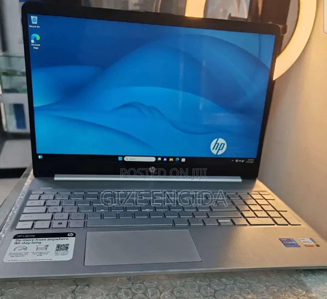 New Laptop HP Stream Notebook 16GB Intel Core i7 SSD 512GB