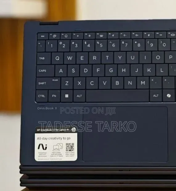 New Laptop HP OmniBook X Flip 14" 16GB Intel Core Ultra 7 SSD 1T