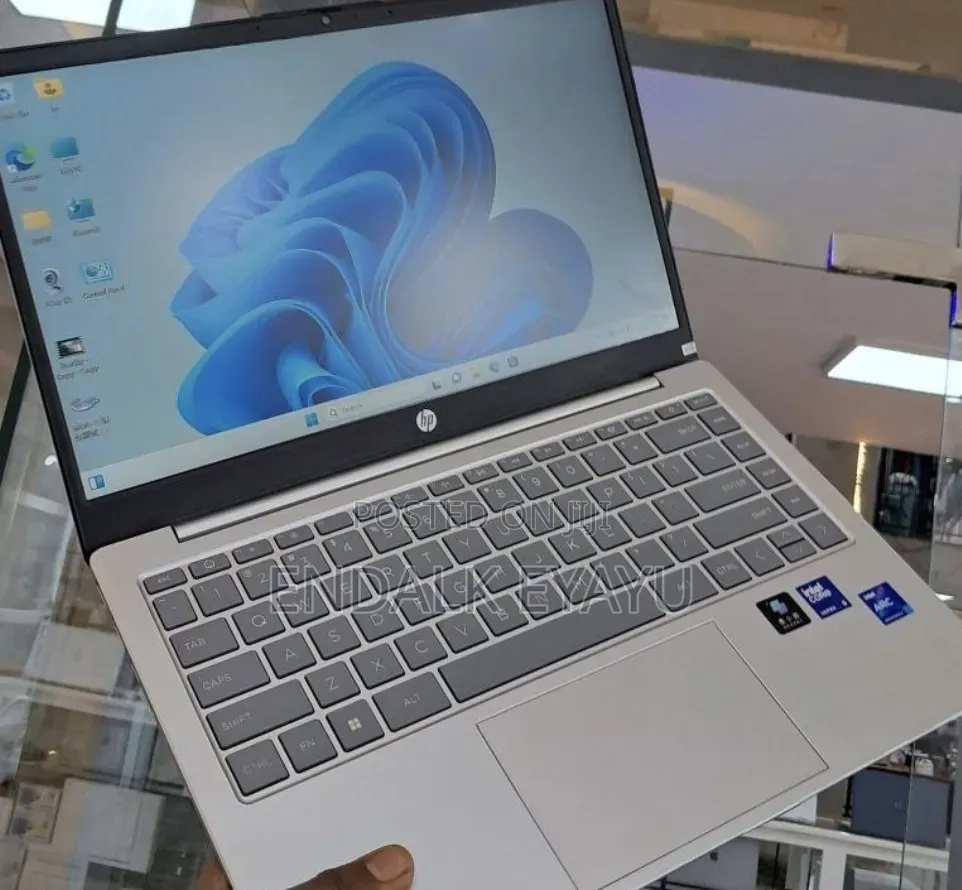 New Laptop HP 16GB Intel Core Ultra 5 SSD 1T