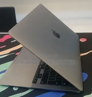 New Laptop Apple MacBook Air 2020 M1 8GB Apple M1 SSD 256GB
