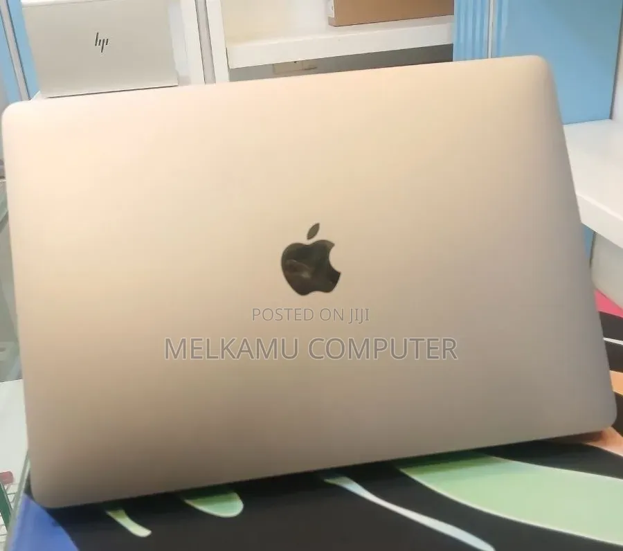 New Laptop Apple MacBook Air 2020 M1 8GB Apple M1 SSD 256GB