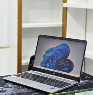 New Laptop HP Stream Notebook 8GB Intel Core i5 SSD 512GB