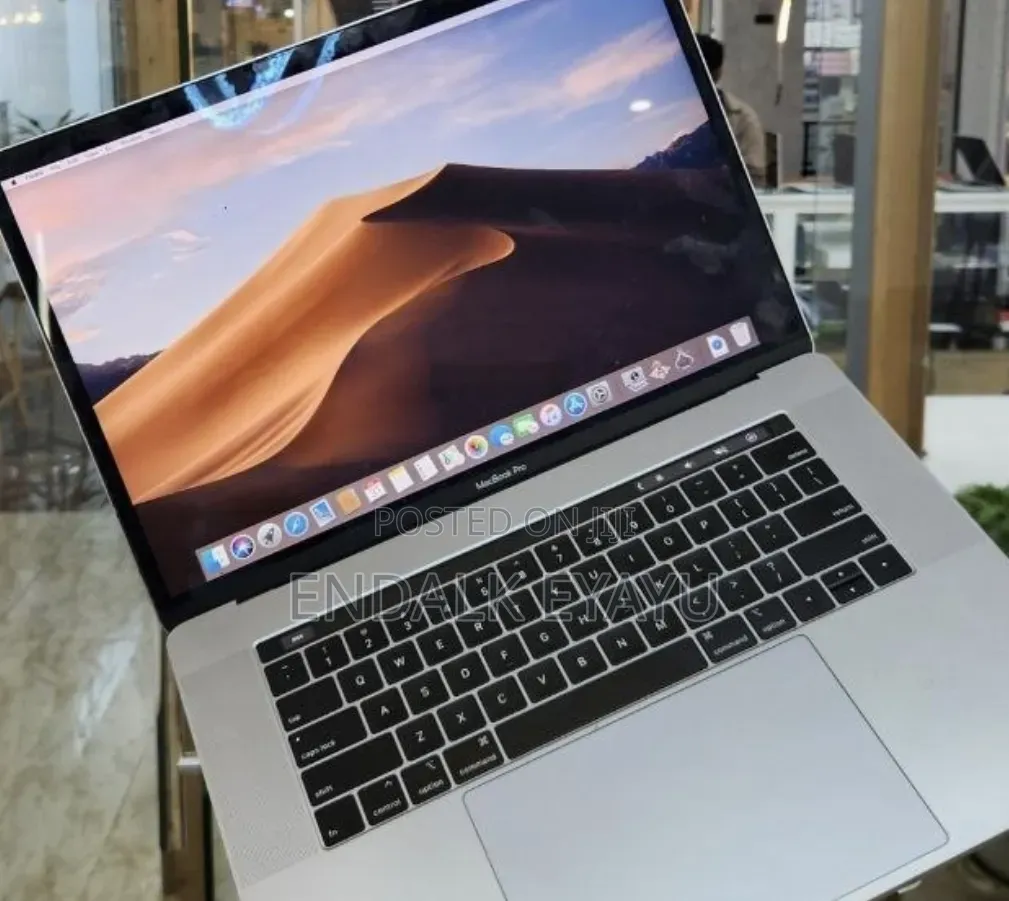 New Laptop Apple MacBook Pro 2019 32GB Intel Core i9 SSD 1T