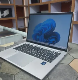 New Laptop HP EliteBook 840 G10 16GB Intel Core i5 SSD 512GB