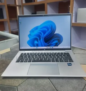 New Laptop HP EliteBook 840 G10 16GB Intel Core i5 SSD 512GB
