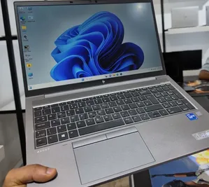 New Laptop HP ZBook Studio G8 16GB Intel Core i7 SSD 512GB