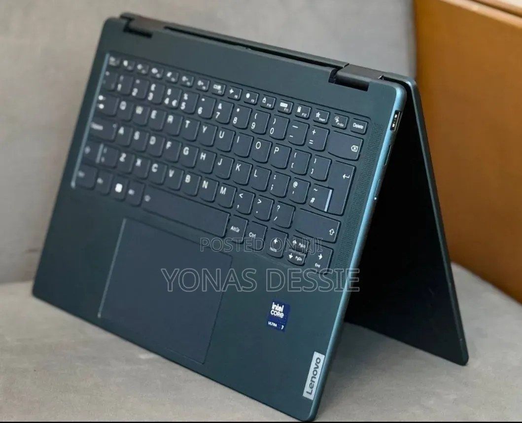 New Laptop Lenovo Yoga 7i 16GB Intel Core Ultra 7 SSD 512GB