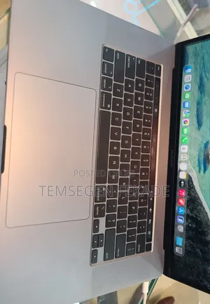New Laptop Apple MacBook Pro 2019 32GB Intel Core i9 SSD 1T