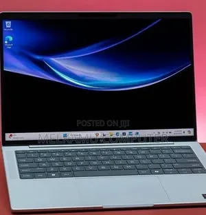 New Laptop HP EliteBook X360 1040 G11 32GB Intel Core Ultra 7 SSD 1T