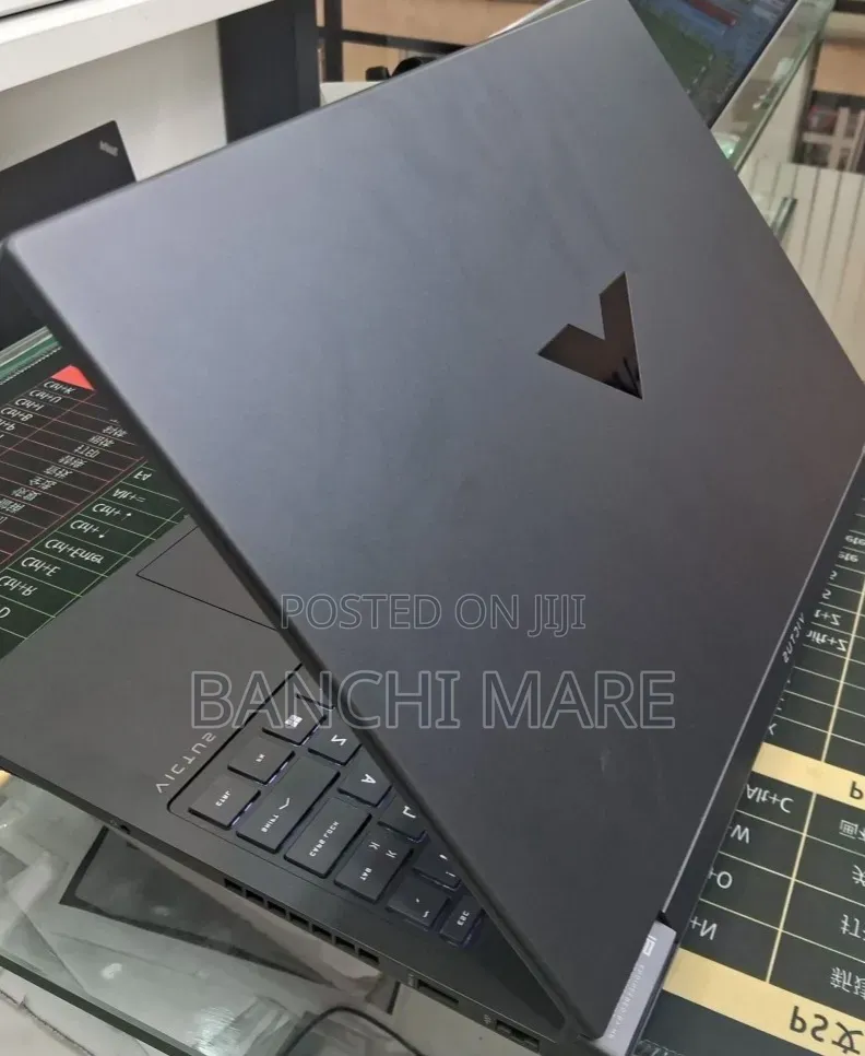 New Laptop HP Victus 16 16GB Intel Core i7 SSD 1T