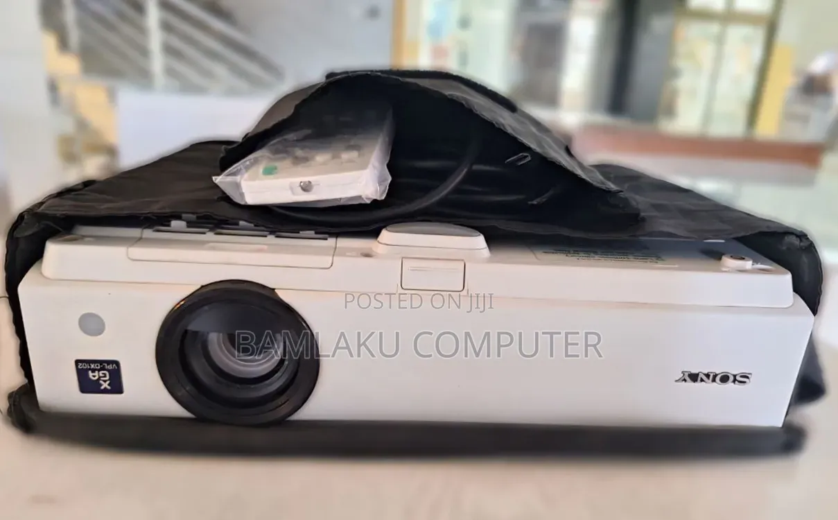 High Quality Sony Dx 102 Projector