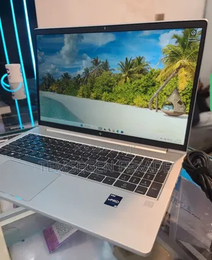 New Laptop HP 16GB Intel Core i5 SSD 512GB