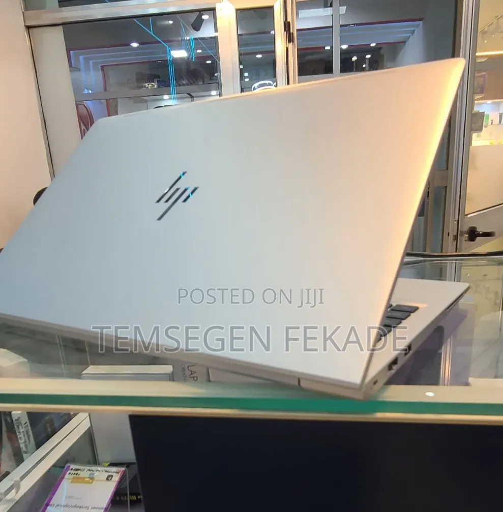 New Laptop HP 16GB Intel Core i5 SSD 512GB