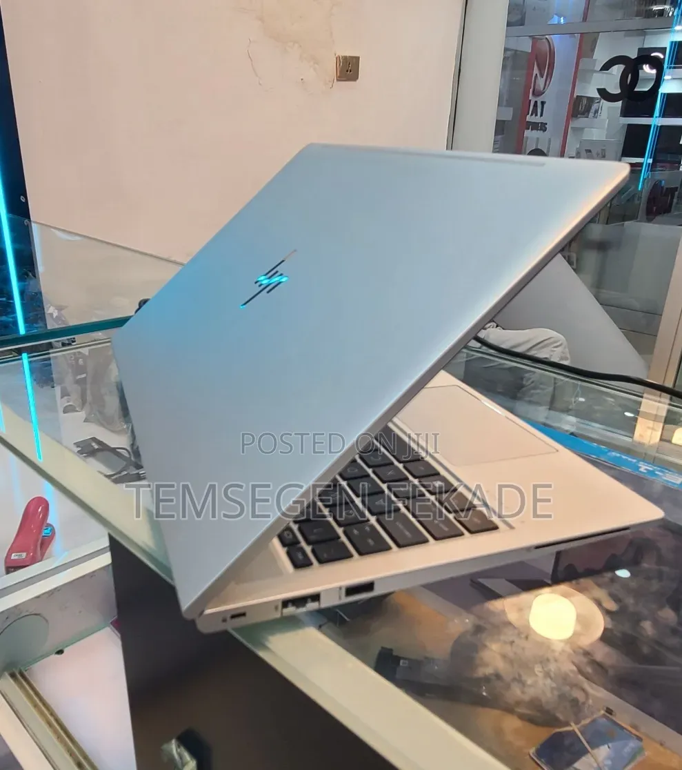 New Laptop HP 16GB Intel Core i5 SSD 512GB