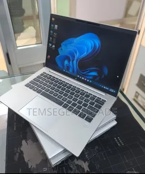 New Laptop HP EliteBook 840 G10 16GB Intel Core i7 SSD 512GB