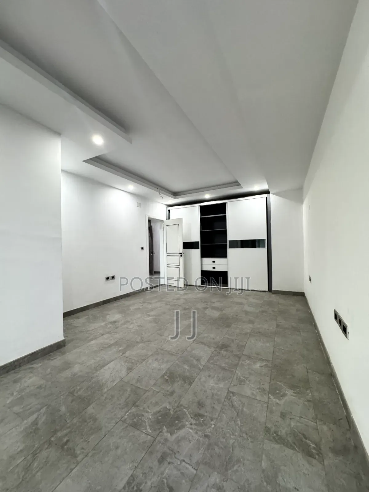 4bdrm Apartment in Bole for rent