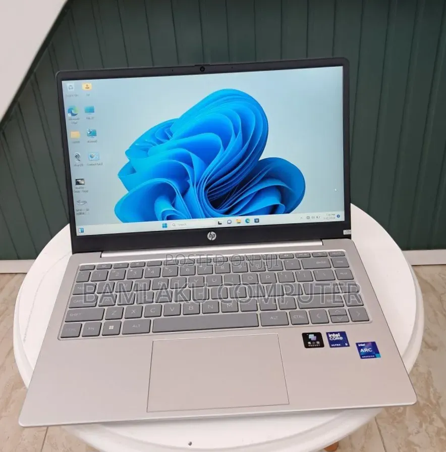 New Laptop HP Pavilion 15 16GB Intel Core Ultra 7 SSD 1T