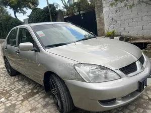 Mitsubishi Lancer 2009 Beige