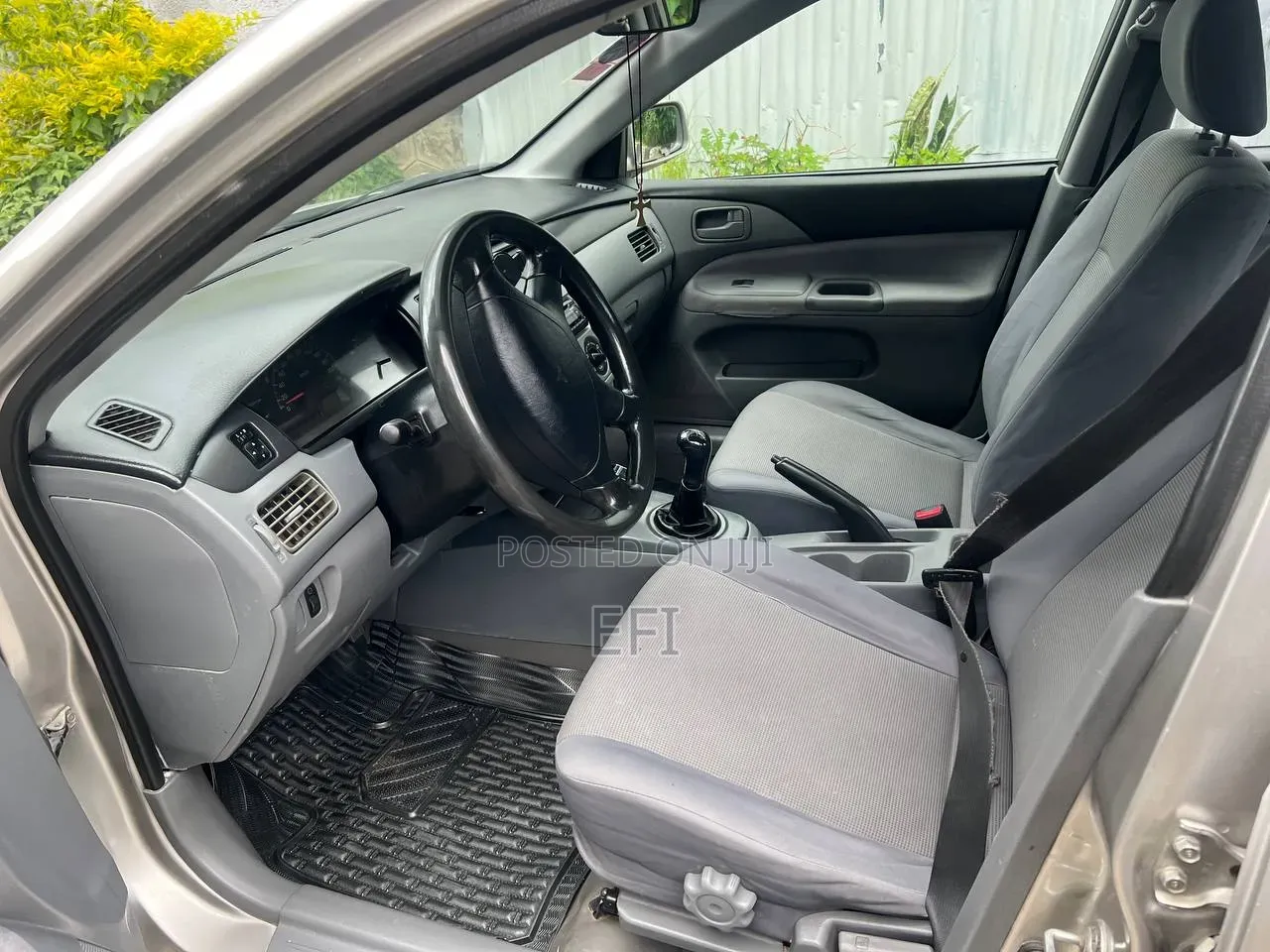 Mitsubishi Lancer 2009 Beige