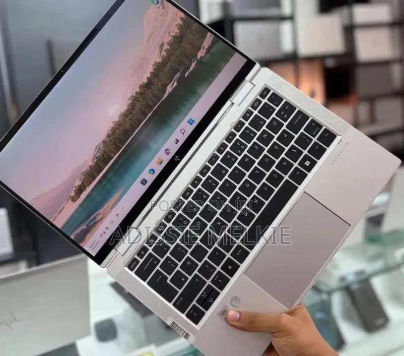New Laptop HP EliteBook x360 1030 G7 16GB Intel Core i5 SSD 512GB