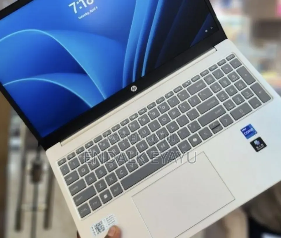 New Laptop HP 16GB Intel Core i7 SSD 1T