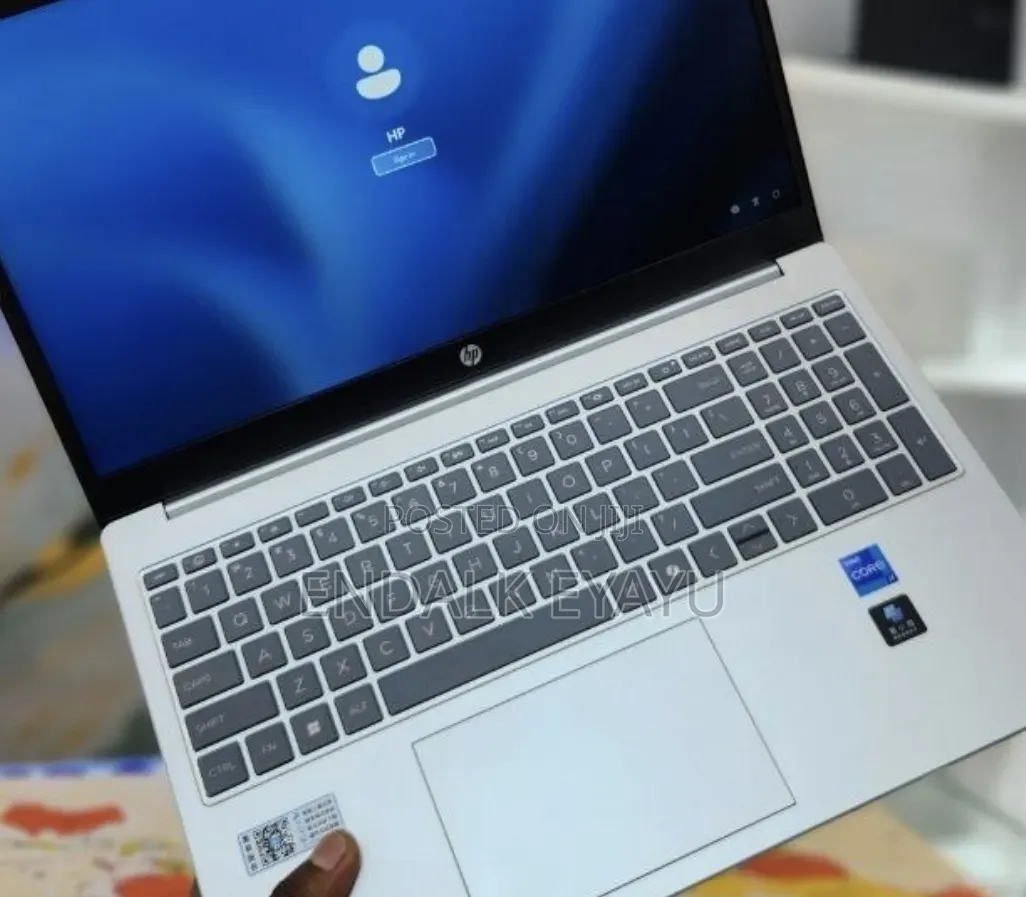 New Laptop HP 16GB Intel Core i7 SSD 1T